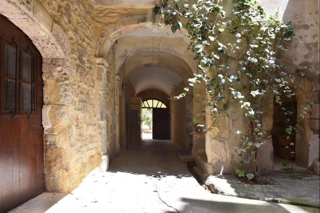 Apartamento La Caverne De La Rose D'Or Orange  Exterior foto